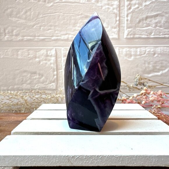 Watermelon Fluorite Flame - Picture 2 of 9